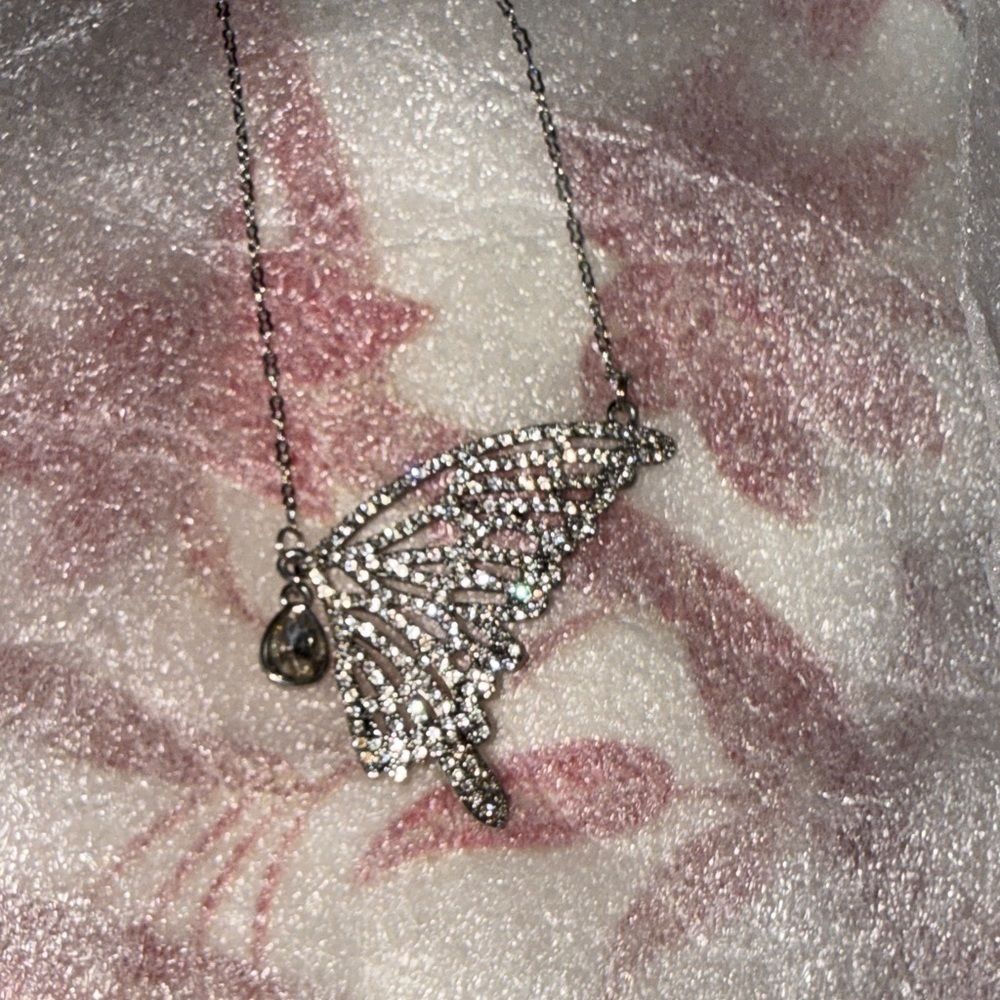 Elegant Silver Butterfly Pendant Necklace